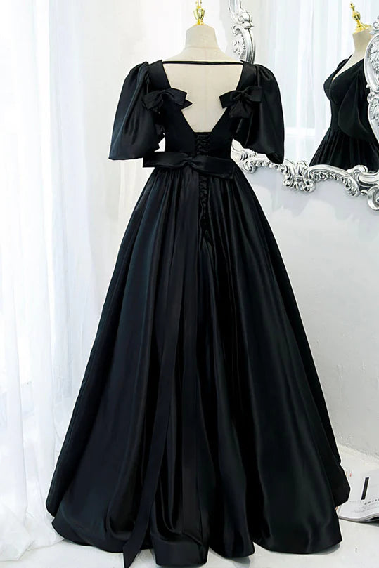 Luolandi Black Satin Deep V-neckline Long Formal Dress Evening Dress Prom Dress With Bow(s)