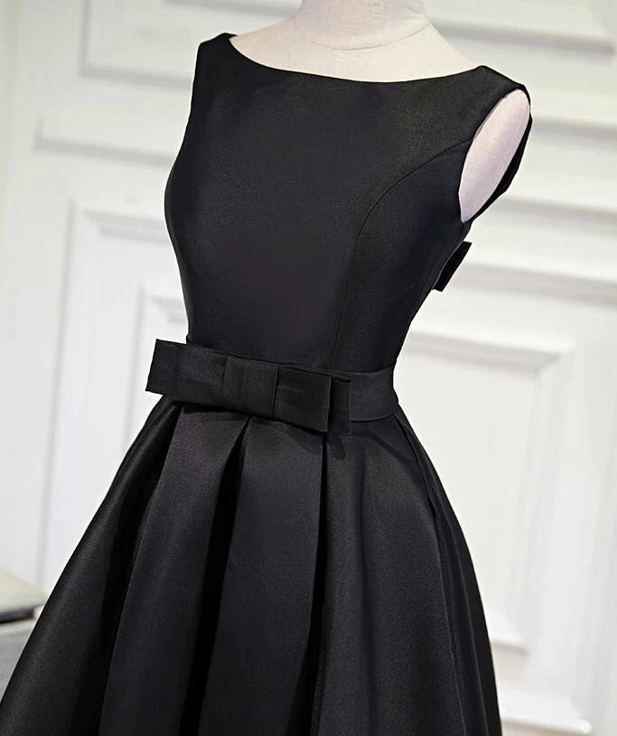 Luolandi Cute Black A Line Sleeveless Short Party Homecoming Dress Lovely Back To School Dress