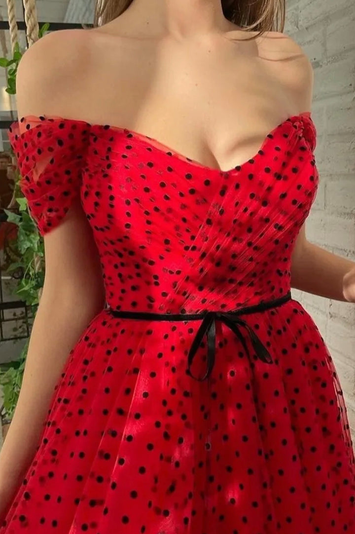 Luolandi A-Line Tulle Prom Dress Off the Shoulder Evening Dress Lovely Homecoming Dresses