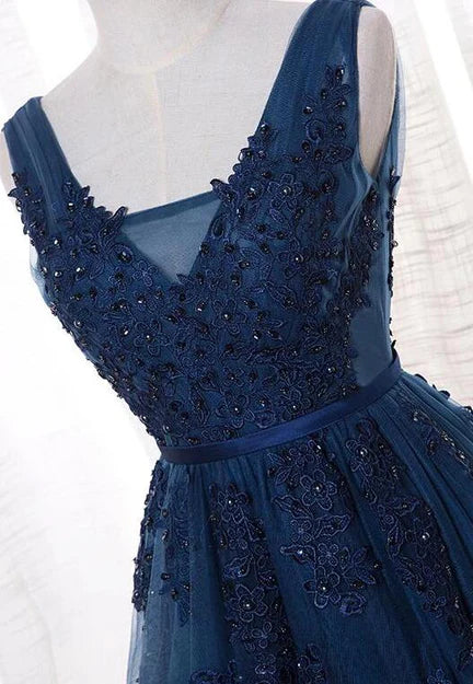 Luolandi Blue Long A-line Bridesmaid Dress Dark Blue Tulle Party Dress Prom Dress Elegant Evening Dress with Appliques