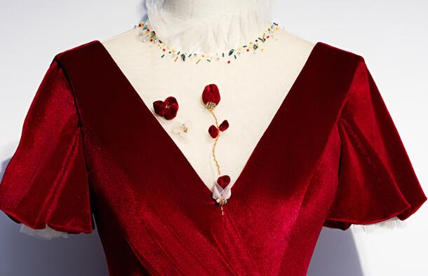 Luolandi Burgundy Velvet Long Prom Dress Charming Formal Gown Elegant Evening Dress