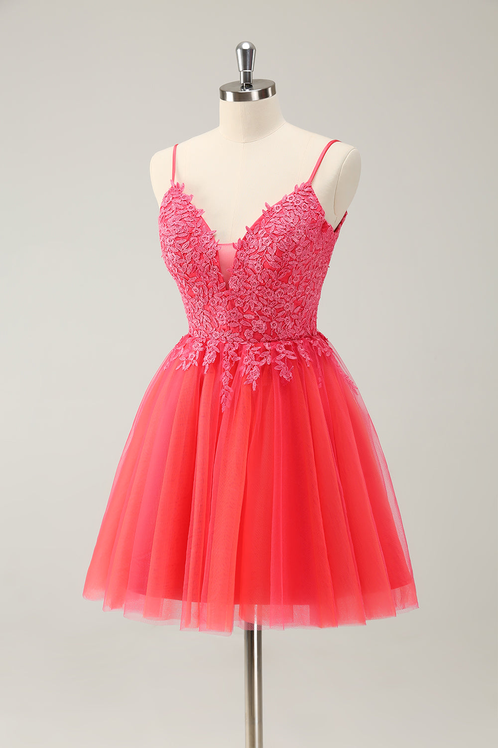 Luolandi Cute A Line Spaghetti Straps Sequin Short Homecoming Dress with Appliques Sexy