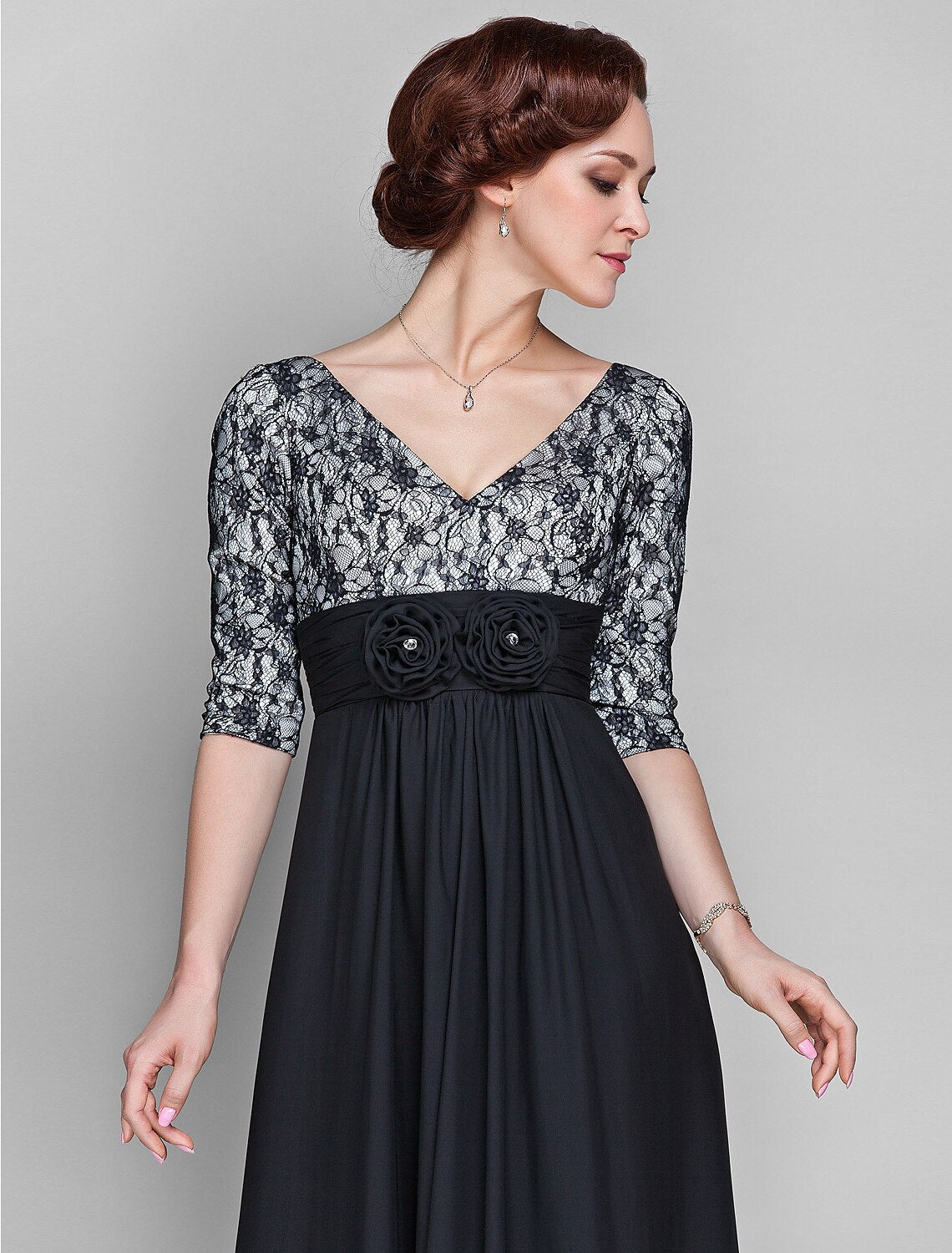 Luolandi A-Line Mother of the Bride Dress Vintage Inspired V Neck Sweep / Brush Train Chiffon Lace Half Sleeve with Lace