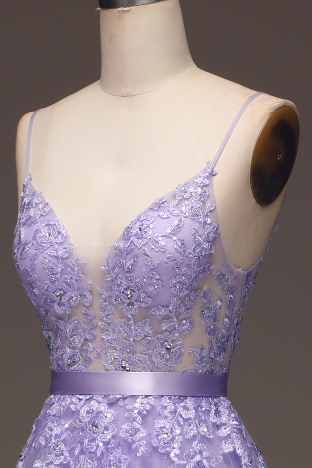 Luolandi Purple A-Line Spaghetti Straps Beaded and Tulle Prom Dress with Appliques Beautiful