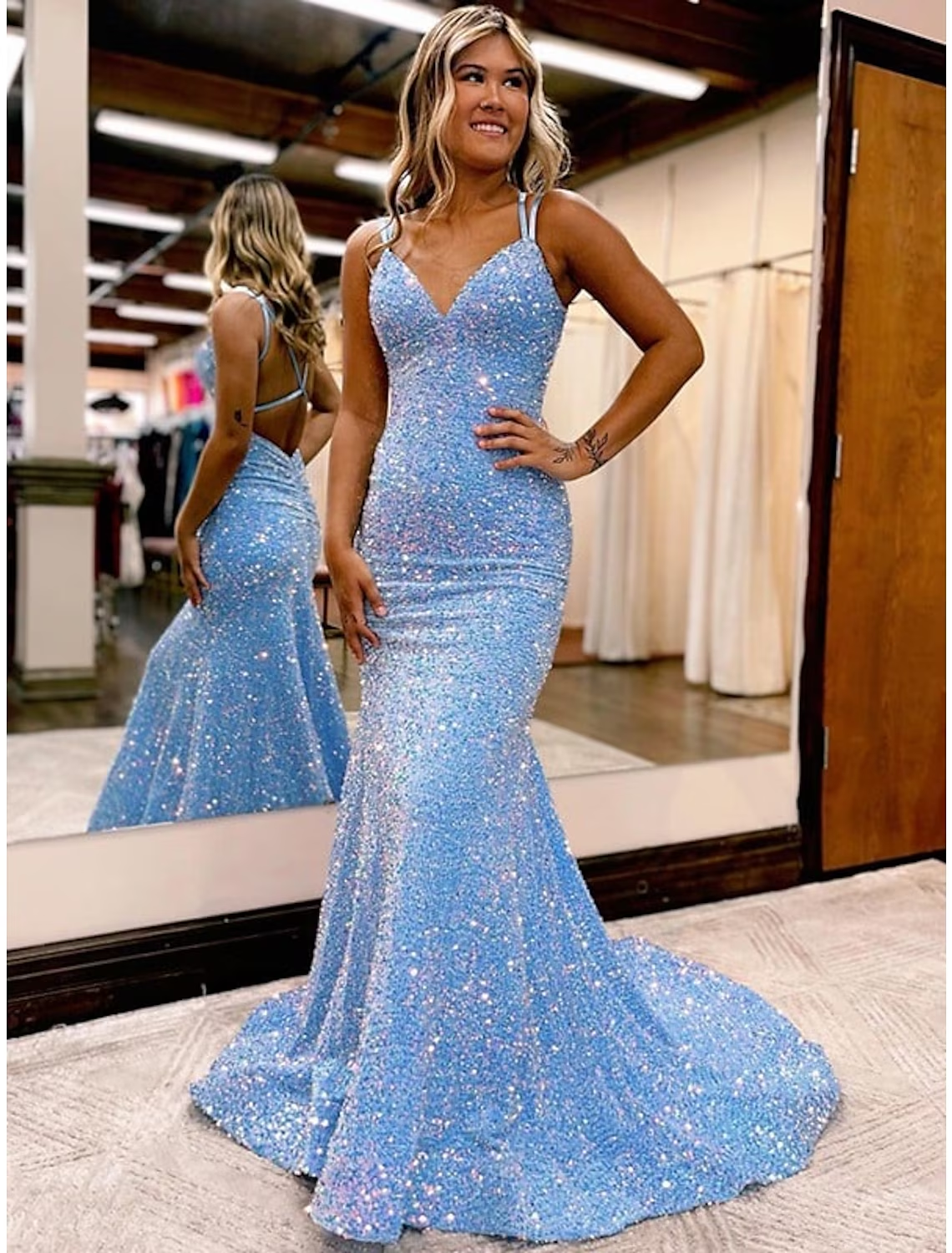 Luolandi Sheath Velvet Sequins Ruched V-neck Sleeveless Sweep/Brush Train Dresses