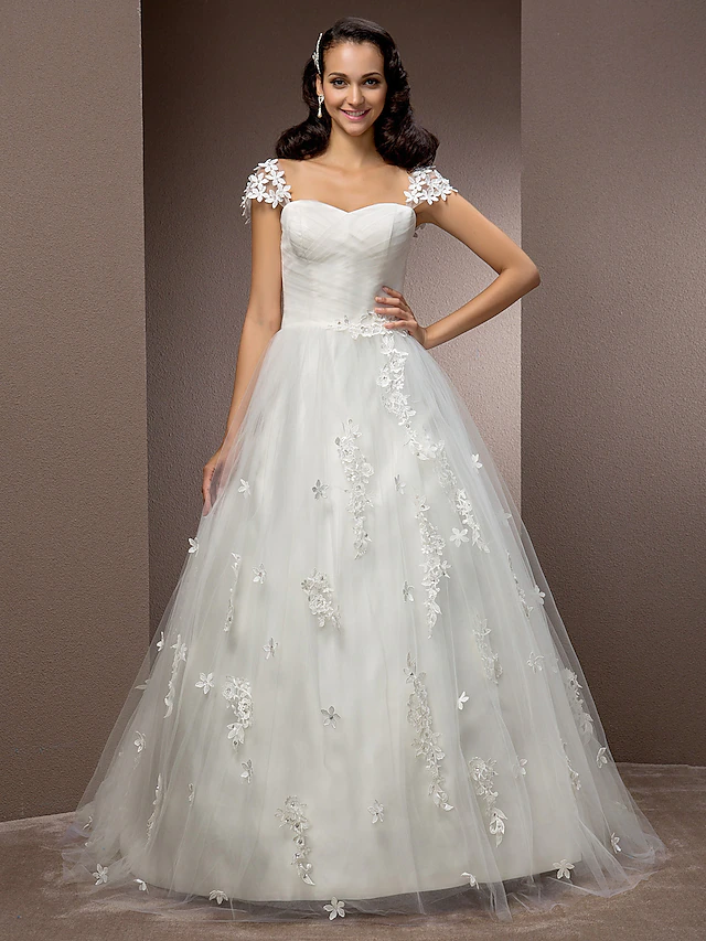 Luolandi Ball Gown Wedding Dresses Square Neck Court Train Tulle Short Sleeve with Ruched Flower