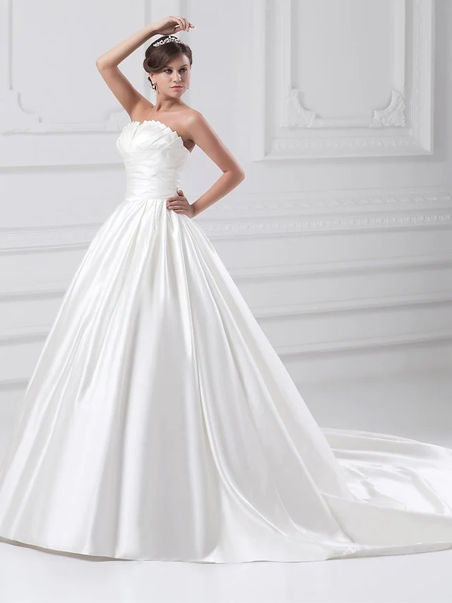 Luolandi Ball Gown Wedding Dresses Strapless Court Train Satin Strapless Plus Size with Ruched