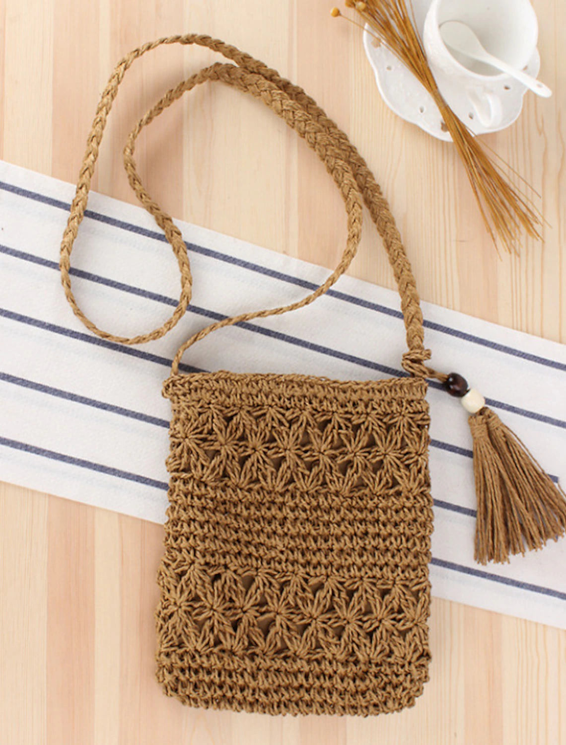 Women's Straw Bag Straw Daily Going out Tassel Zipper Solid Colored Camel Beige