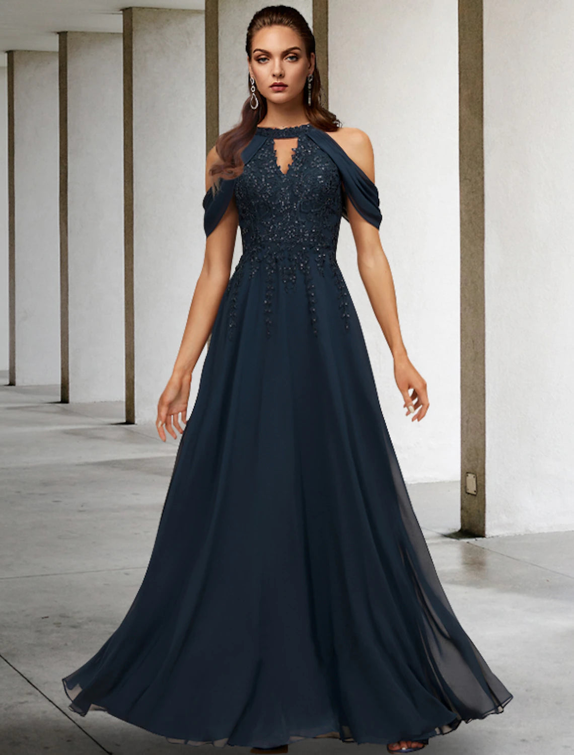 Luolandi A-Line Mother of the Bride Dress Wedding Guest Plus Size Elegant Halter Neck Floor Length Lace Tulle Sequined Sleeveless