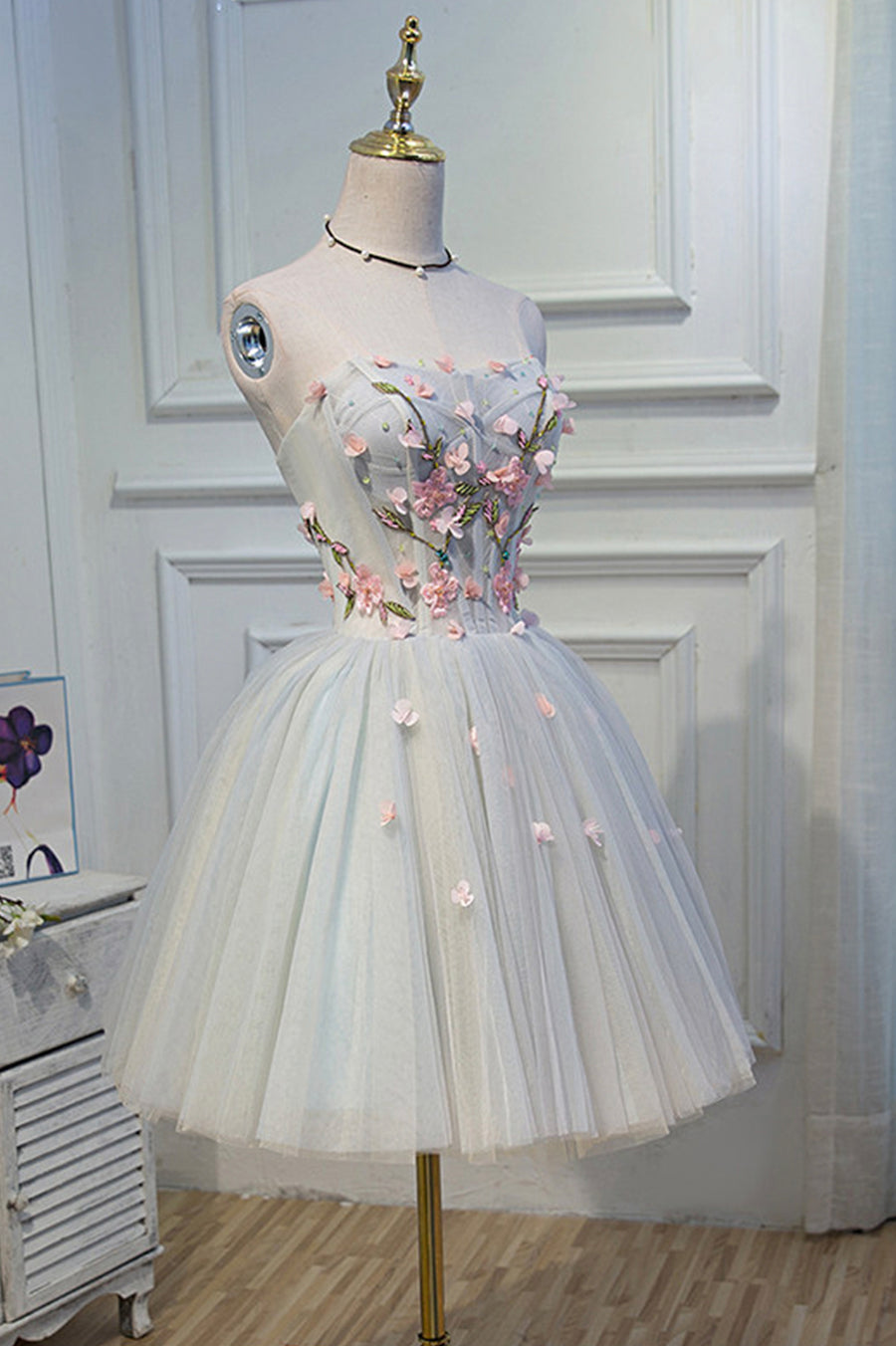 Luolandi Lovely Strapless Tulle Lace Knee Length Prom Dress A-Line Party Dress With Flowers