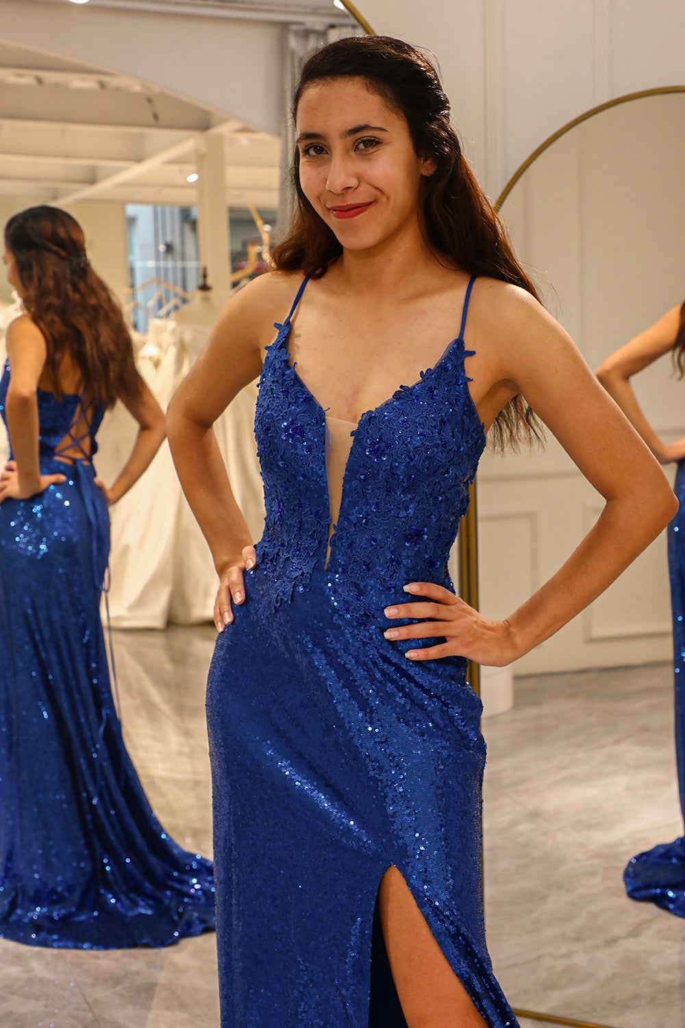 Luolandi Sparkly Royal Blue Mermaid Spaghetti Straps V Neck Long Prom Dress With Slit Sexy Evening Dresses