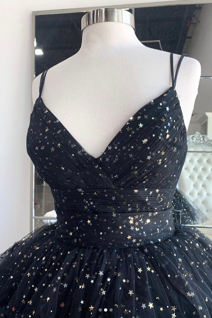 Luolandi Black V-Neck Tulle Long Prom Dresses High Low Evening Party Dresses Sparkly