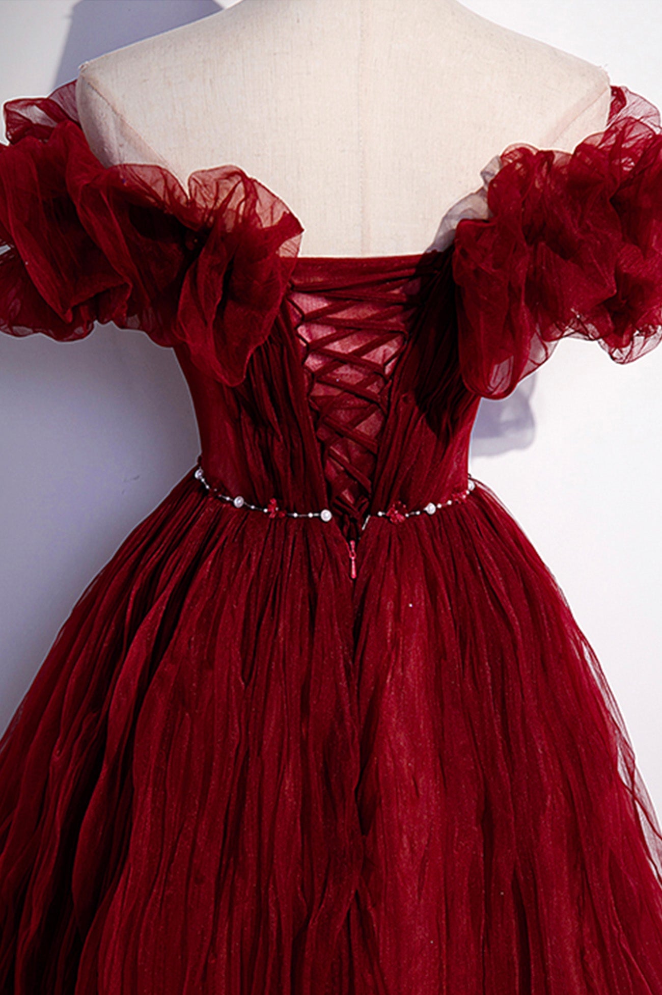 Luolandi Burgundy Tulle Long Prom Dresses A-Line Off the Shoulder Evening Party Dresses Sexy