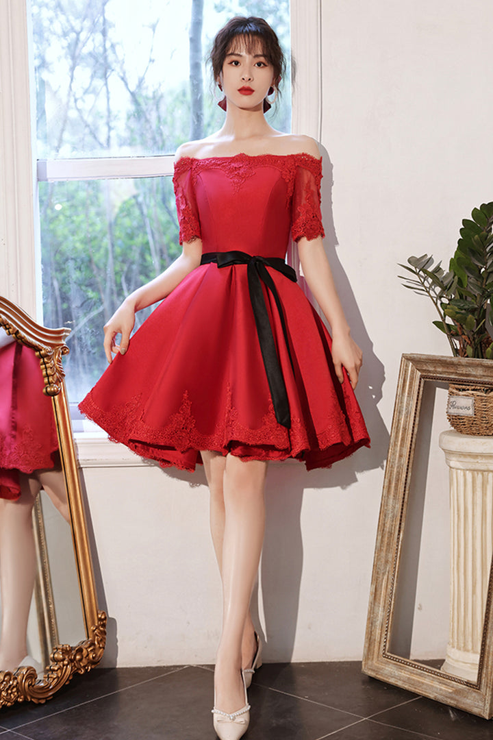 Luolandi Red Satin Lace Short Prom Dresses A-Line Evening Party Dresses Cocktail Dresses
