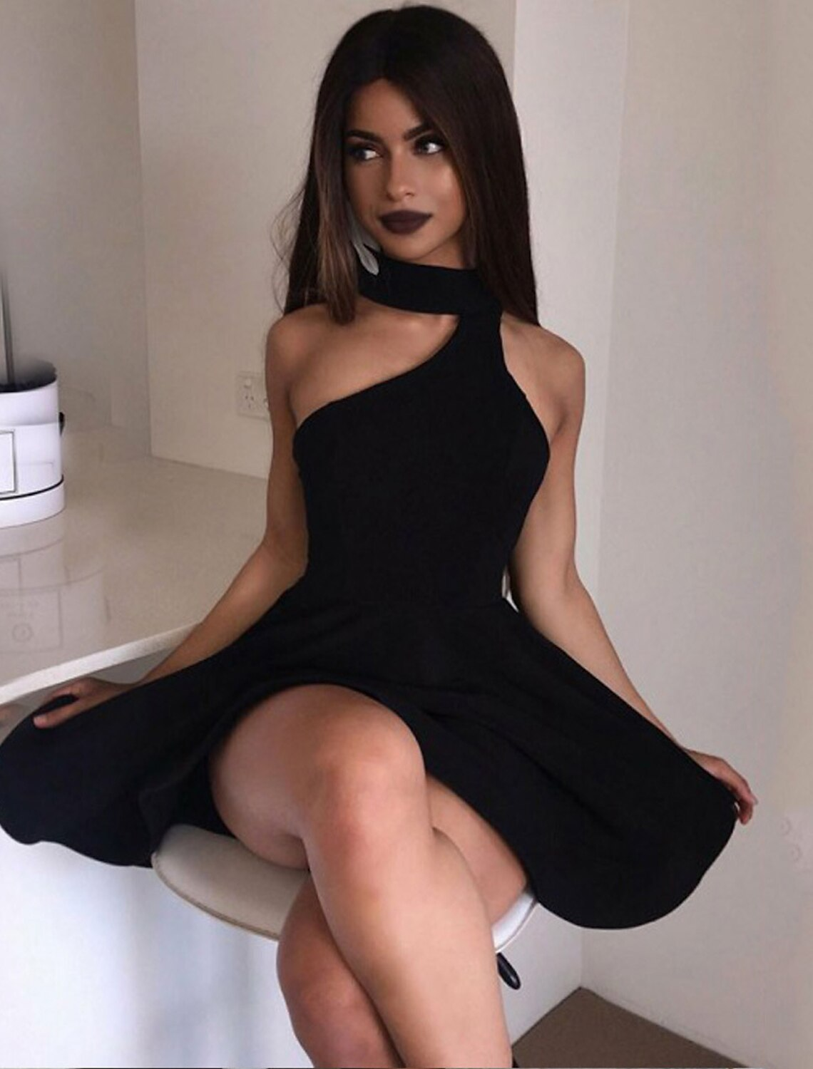 Luolandi A-Line Cocktail Dresses Minimalist Dress Party Wear Short / Mini Sleeveless Halter Fabric Homecoming Dress