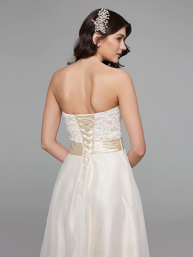 Luolandi A-Line Wedding Dresses Sweetheart Neckline Strapless Simple Plus Size with Appliques