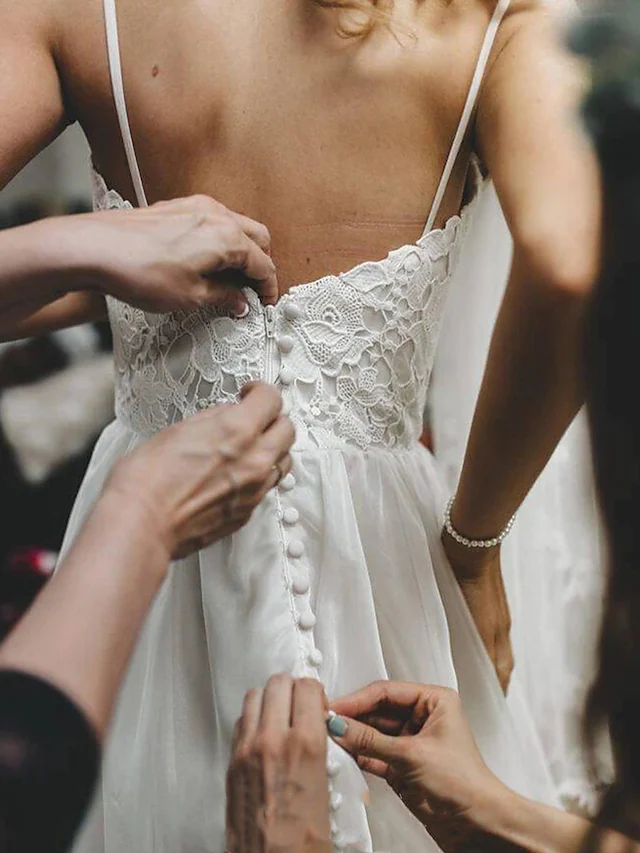 Luolandi Wedding Dresses Spaghetti Strap Court Train Lace Tulle Sleeveless Country Romantic Beach with Sashes Ribbons Pleats