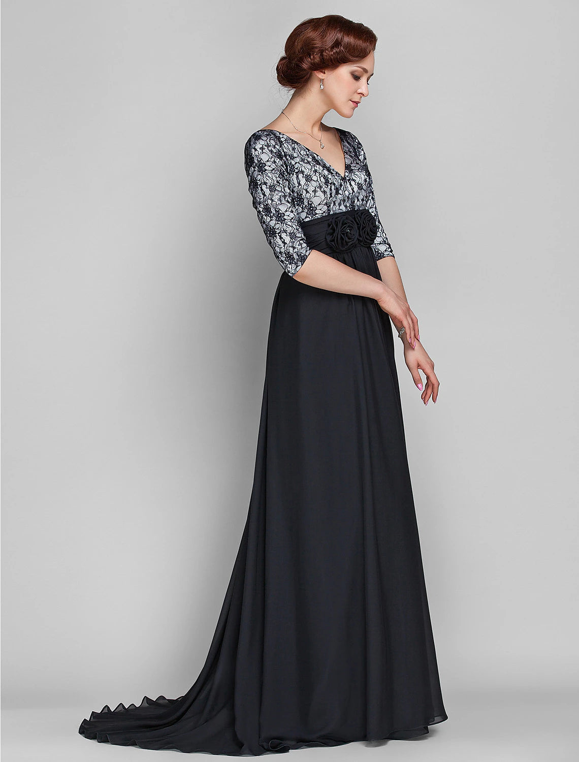 Luolandi A-Line Mother of the Bride Dress Vintage Inspired V Neck Sweep / Brush Train Chiffon Lace Half Sleeve with Lace
