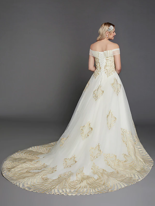 Luolandi Princess Wedding Dresses Off Shoulder Chapel Train Lace Tulle Cap Sleeve Glamorous Illusion Detail