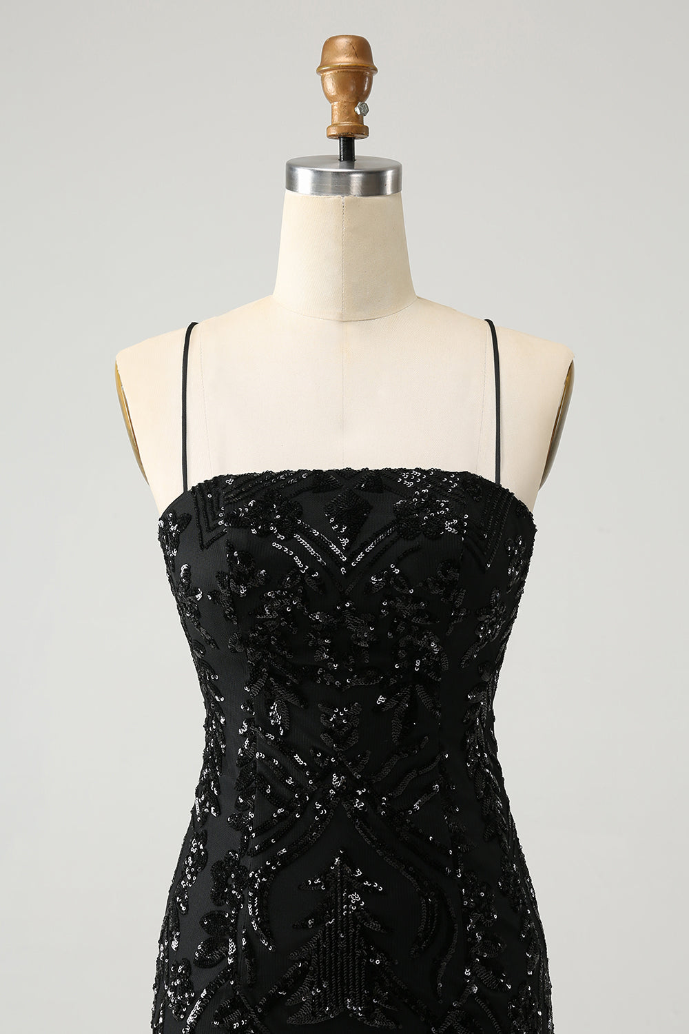 Luolandi Black Bodycon Spaghetti Straps Lace Up Back Short Homecoming Dress with Sequins Sparkly
