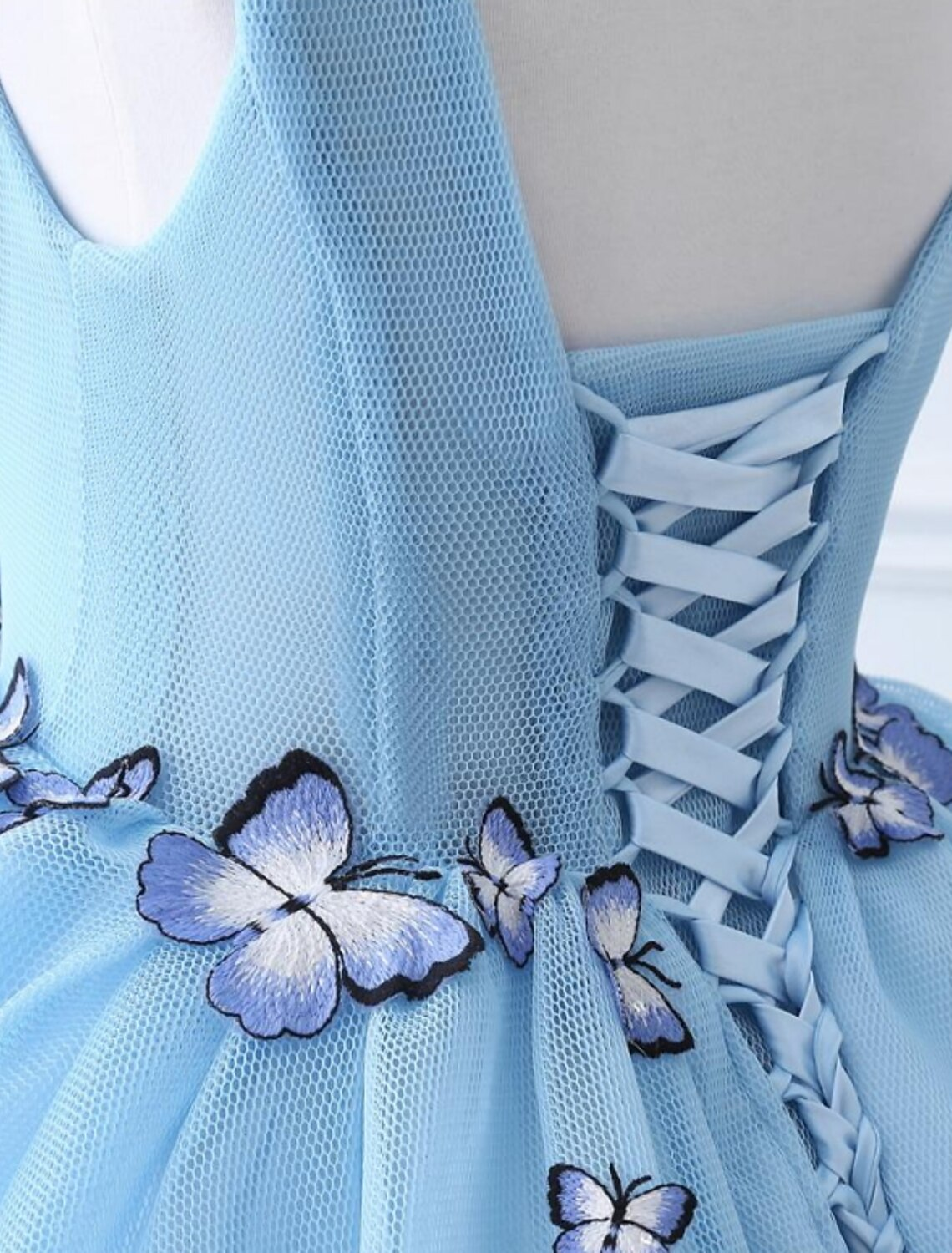 Luolandi Ball Gown Prom Dresses Luxurious Dress Engagement Court Train Sleeveless V Neck Tulle with Pleats