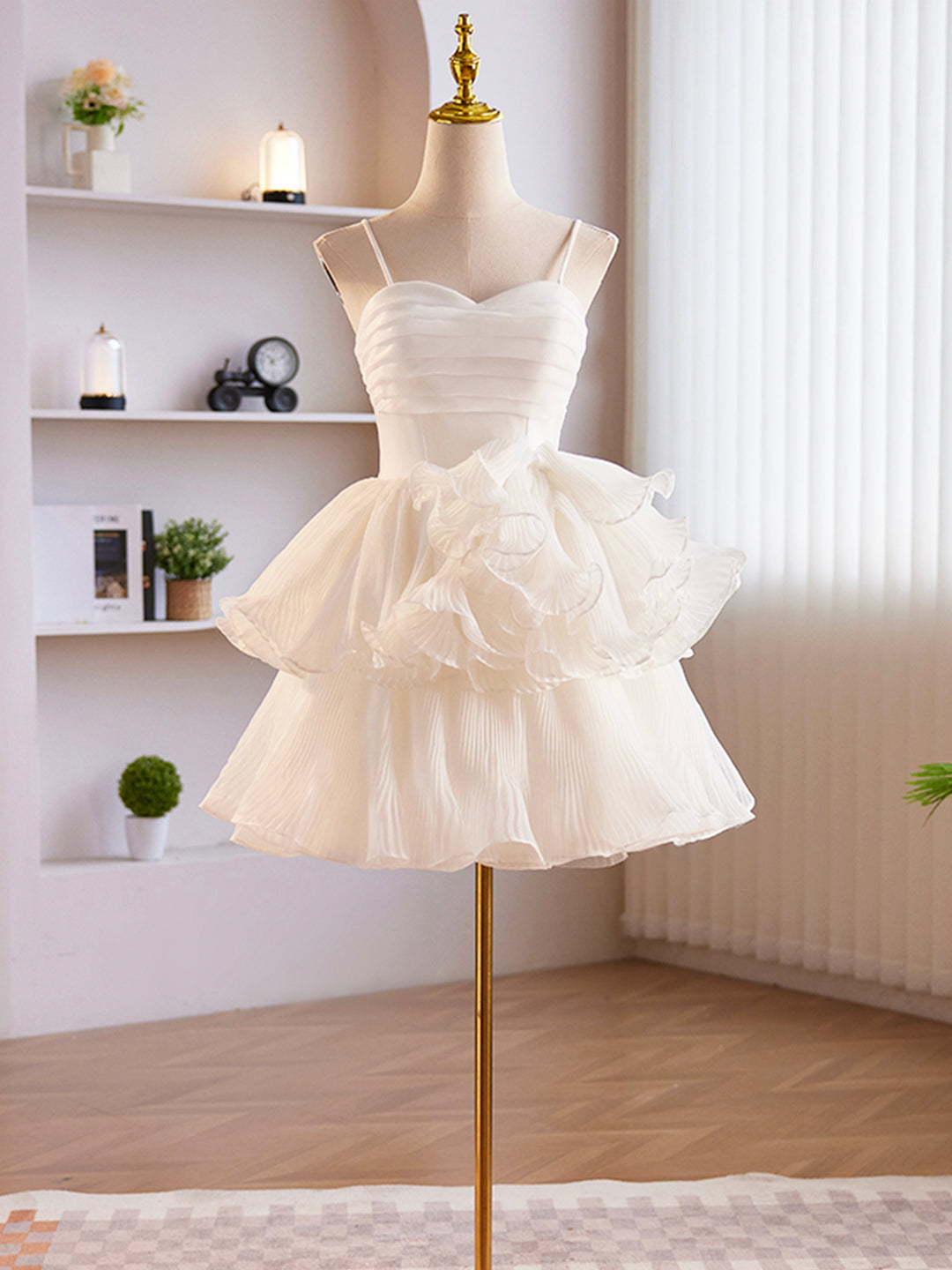 Luolandi Tulle Sweetheart Short Prom Dress Tulle Straps Party Dress