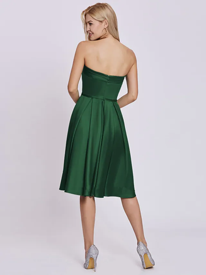 A-Line Minimalist Elegant Engagement Cocktail Party Dress Strapless Sleeveless Knee Length Satin with Bow(s)