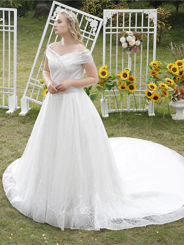 Luolandi Princess Ball Gown Wedding Dresses Off Shoulder Cathedral Train Lace Tulle Sleeveless Formal Romantic Luxurious Sparkle & Shine Plus Size with Beading