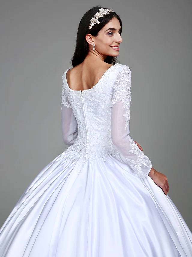 Luolandi Ball Gown Wedding Dresses Scoop Neck Satin Long Sleeve Simple Vintage See-Through with Beading