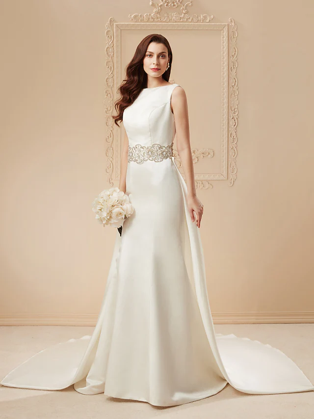 Luolandi Long Wedding Dresses Bateau Neck Cathedral Train Satin Regular Straps Vintage Inspired