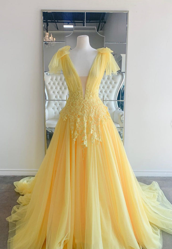 Luolandi Yellow V-Neck Lace Long Prom Dresses A-Line Evening Dresses Beautiful