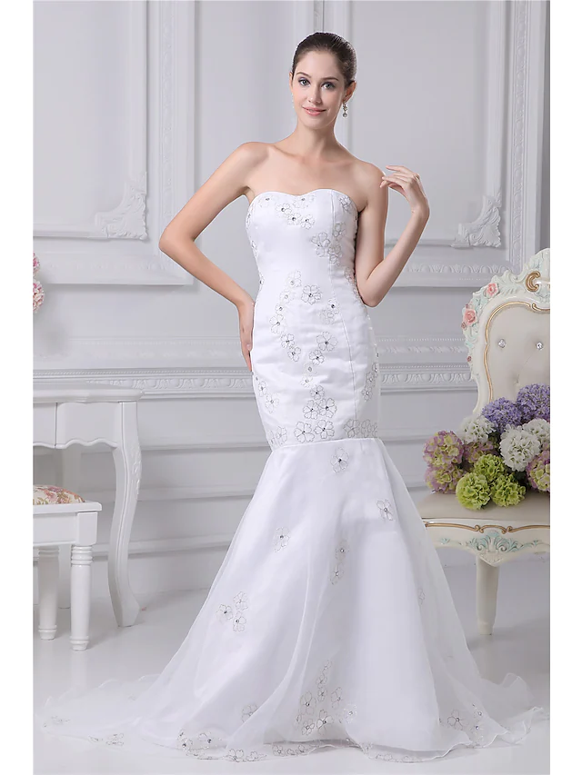 Luolandi Wedding Dresses Strapless Chapel Train Organza Satin Strapless with Beading