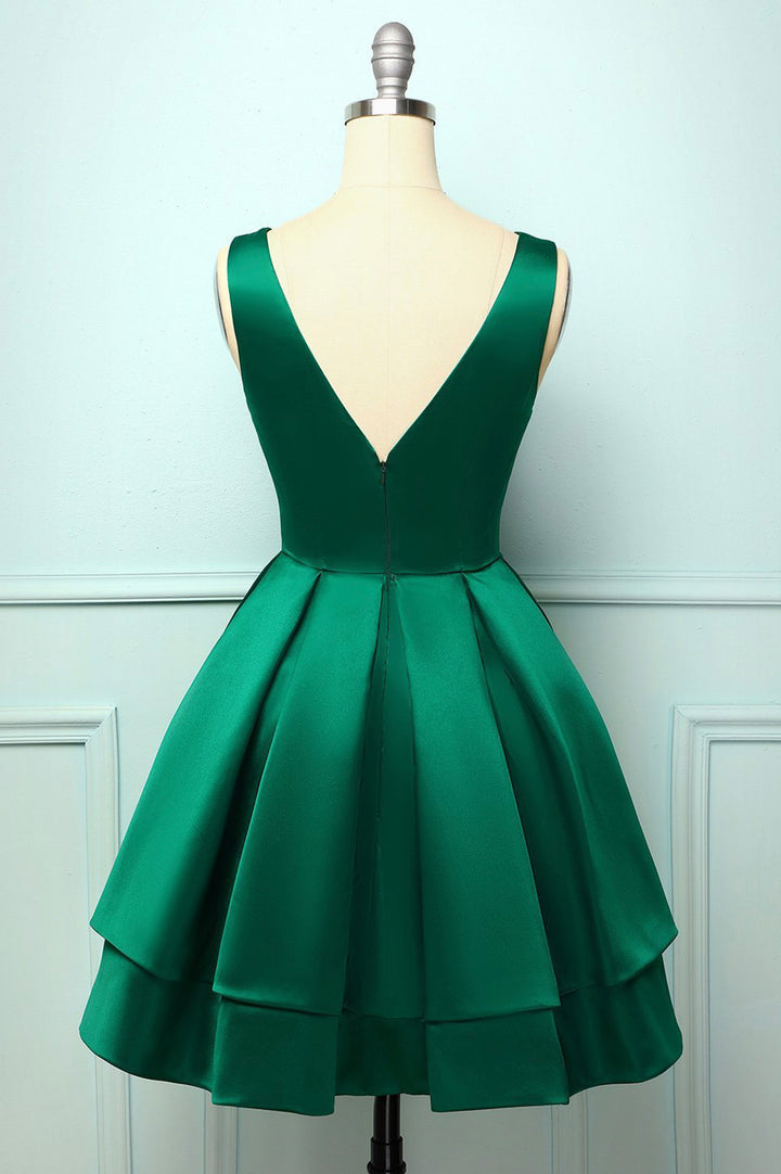 Luolandi Green Satin Short Prom Dresses A-Line Homecoming Dresses V-neck