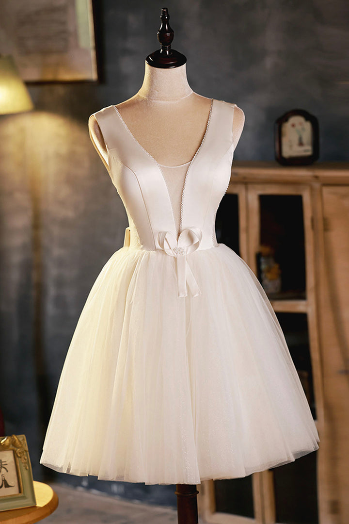 Luolandi Champagne V-Neck Tulle Short Prom Dress A-Line Evening Party Dress Homecoming Dresses