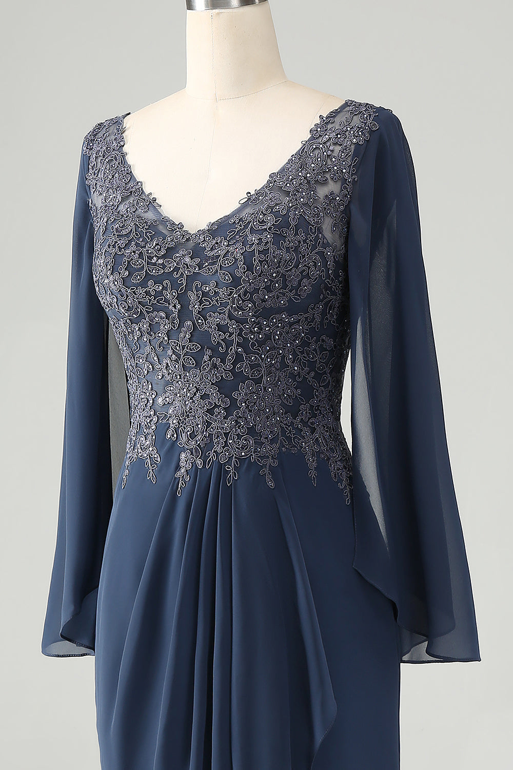 Luolandi Mermaid V Neck Beaded Mother of the Bride Dress With Short Sleeves Floor Length