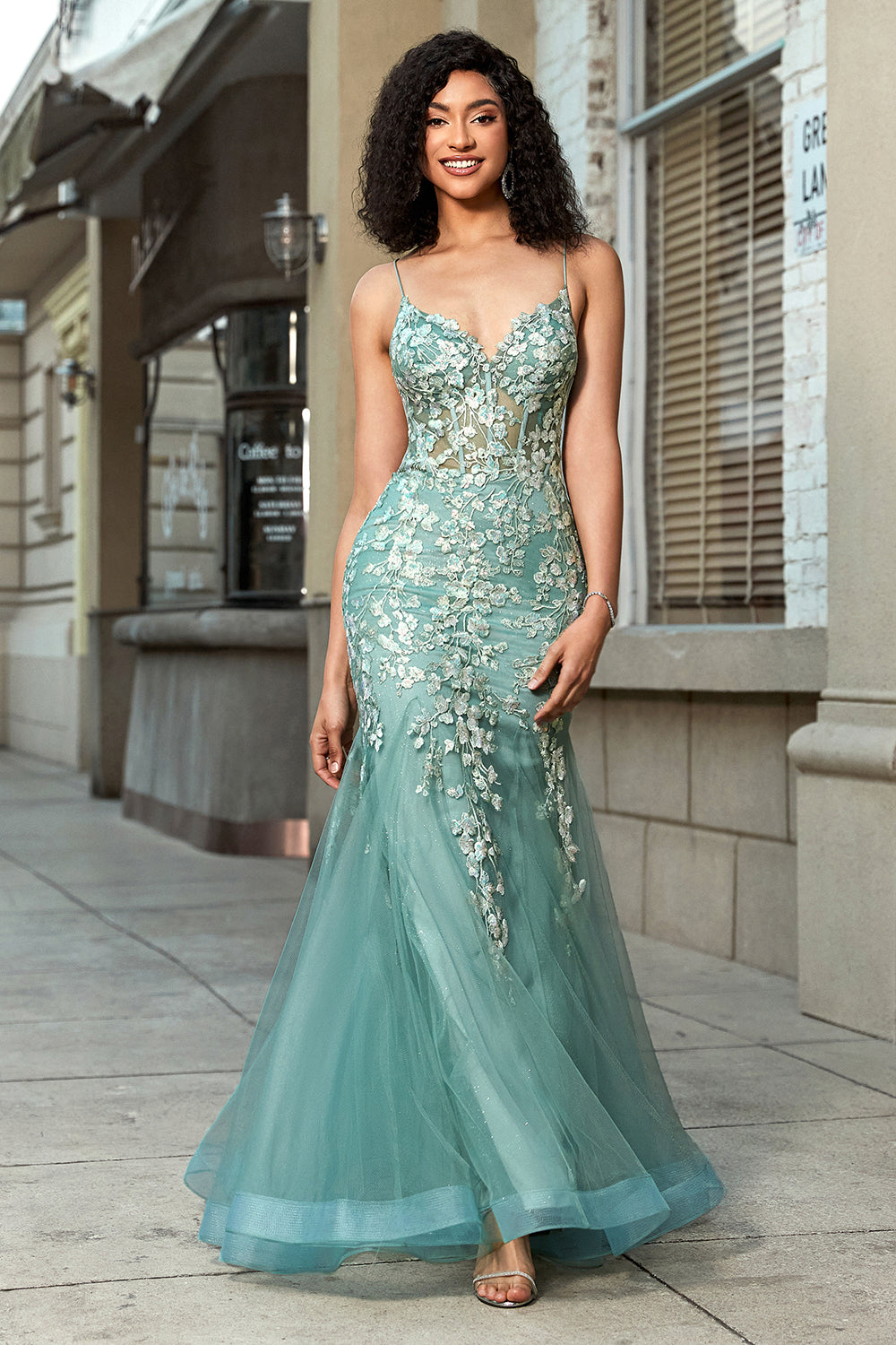 Luolandi Light Green Mermaid Lace-Up Back Tulle Long Prom Dress with Appliques Sexy