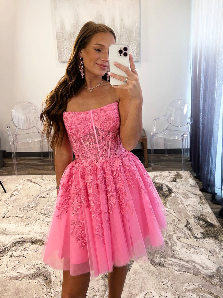Luolandi Hot Pink Strapless Tulle Lace Knee Length Prom Dress Cute A-Line Homecoming Party Dress