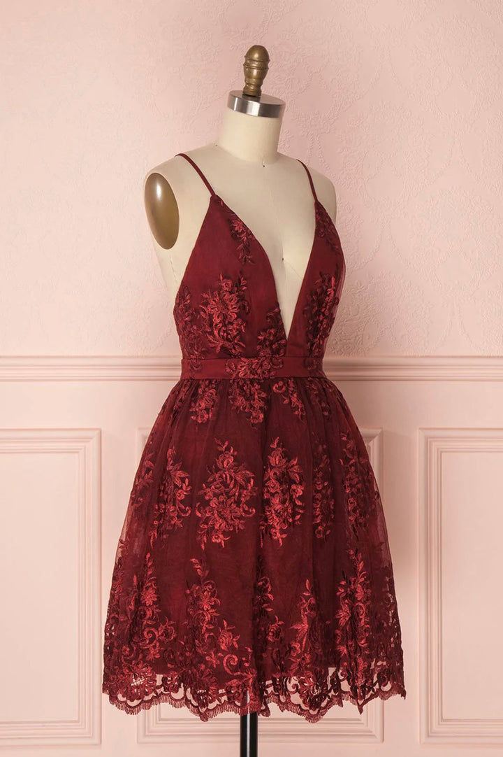 Luolandi Burgundy V-Neck Lace Short Backless Prom Dress Cute Lace Party Dress Homecoming Dresses