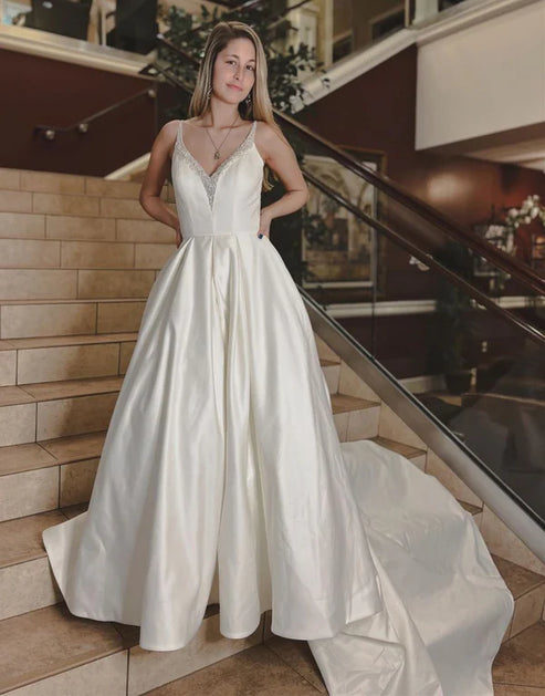 Luolandi Noble A-line V-Neck Chapel Train Satin Wedding Dress With Beading Elegant