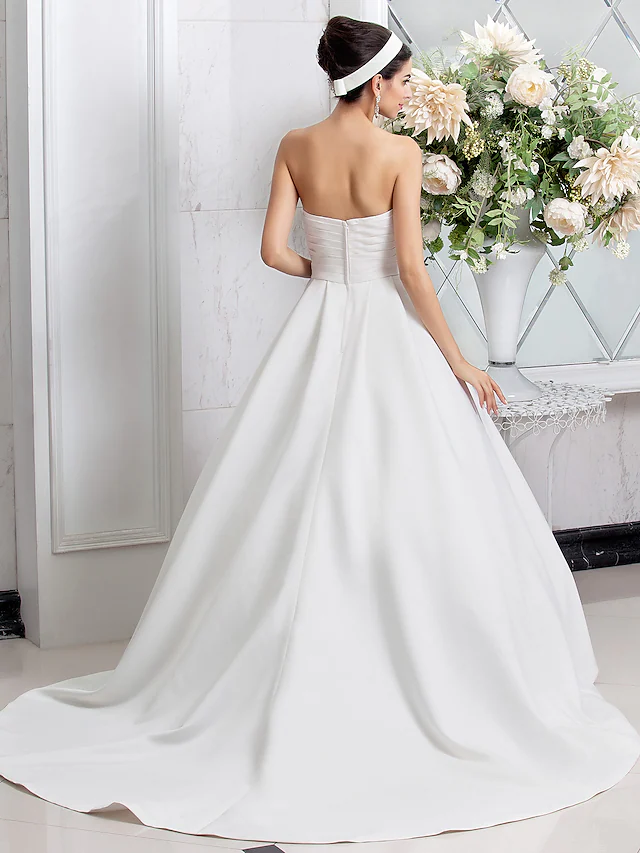 Luolandi Princess A-Line Wedding Dresses Sweetheart Neckline Satin Sleeveless with Sash Ribbon Ruched