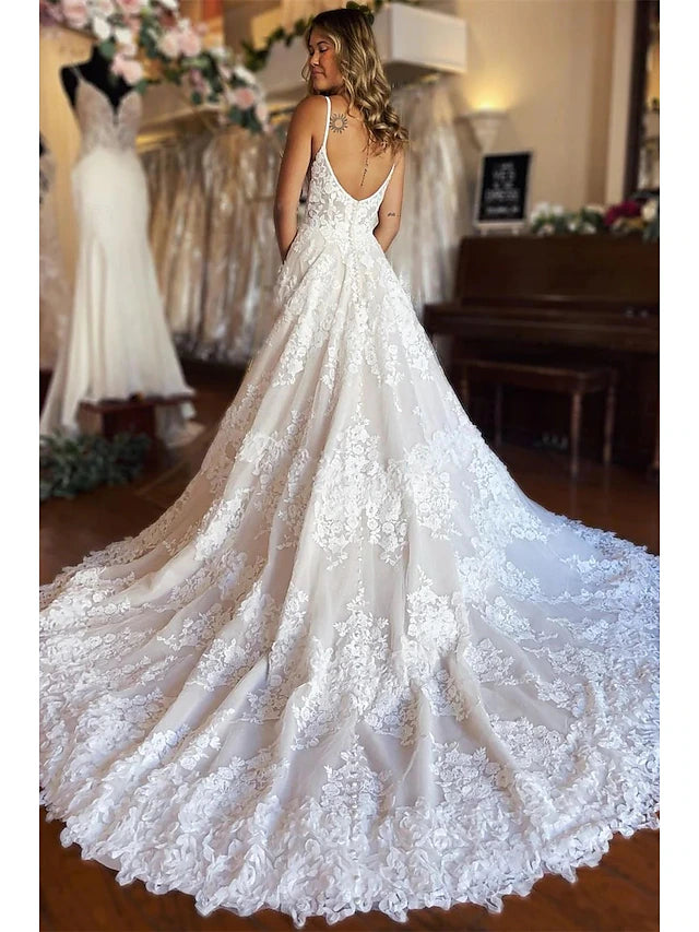 Luolandi Beach Mature Wedding Dresses A-Line Camisole Sleeveless Court Train Lace Bridal Gowns With Pleats Split Front Sexy