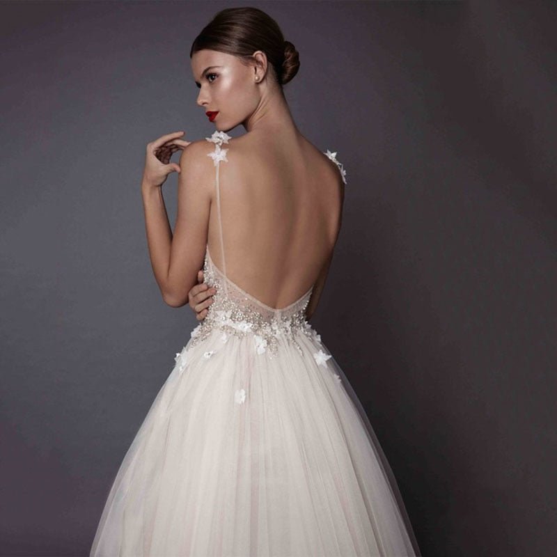 Luolandi Deep V Neck Beads Straps Tulle Appliques A-line Beach Wedding Dress Sexy