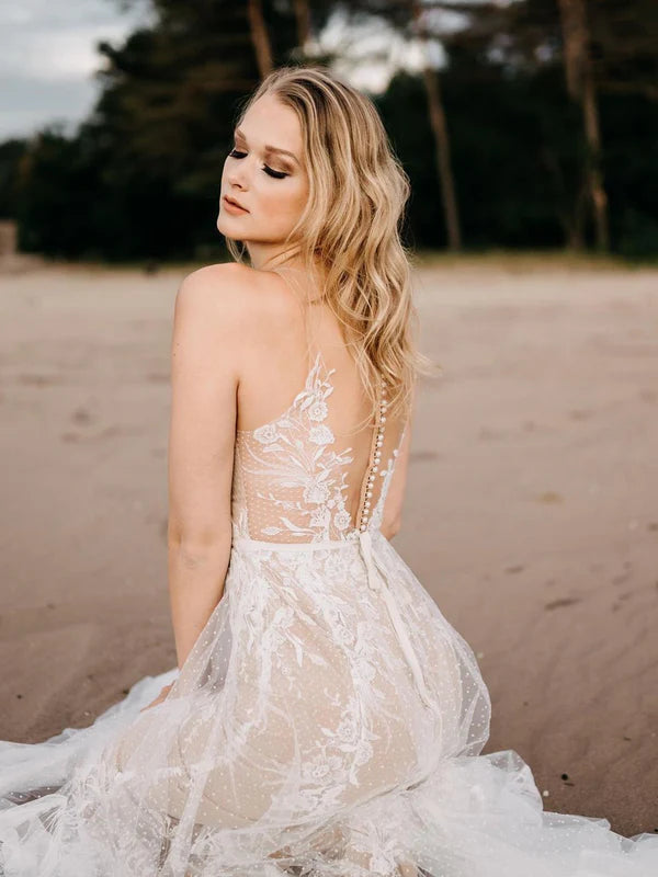 Luolandi Beautiful Tulle Sleeveless Illusion A-line Wedding Dresses Floor Length Charming Bridal Gown