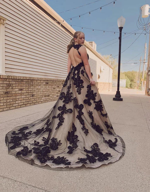 Luolandi Black Champagne Open Back Court Train Wedding Dress With Appliques Beautiful