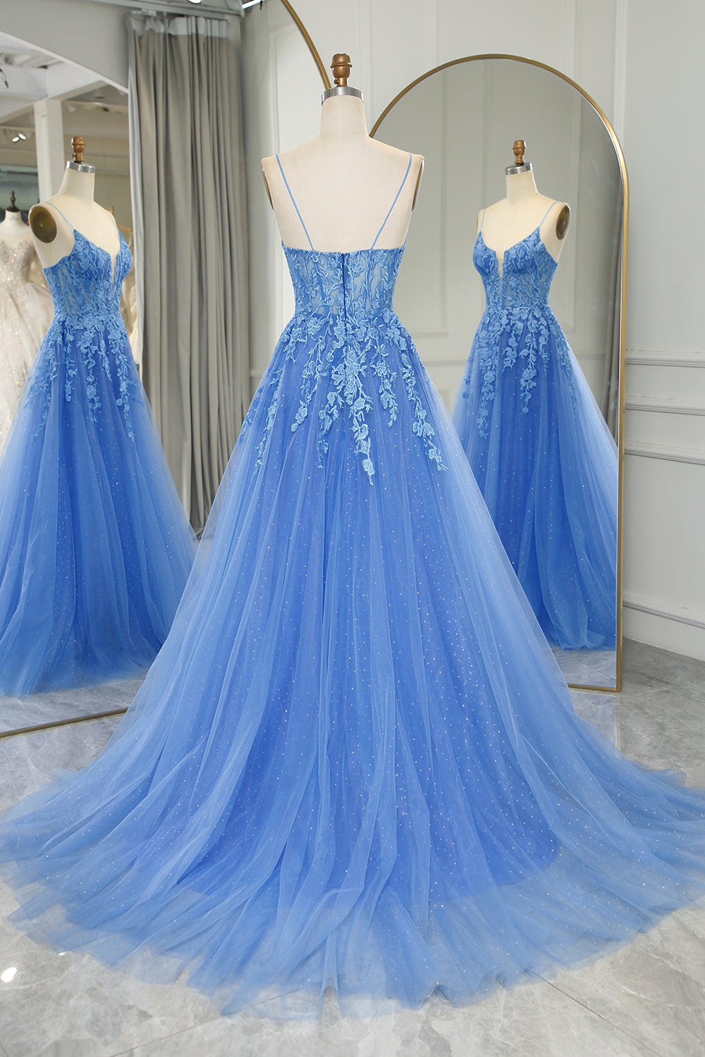 Luolandi Blue A-Line Spaghetti Straps Tulle Long Prom Dress With Appliques Beautiful