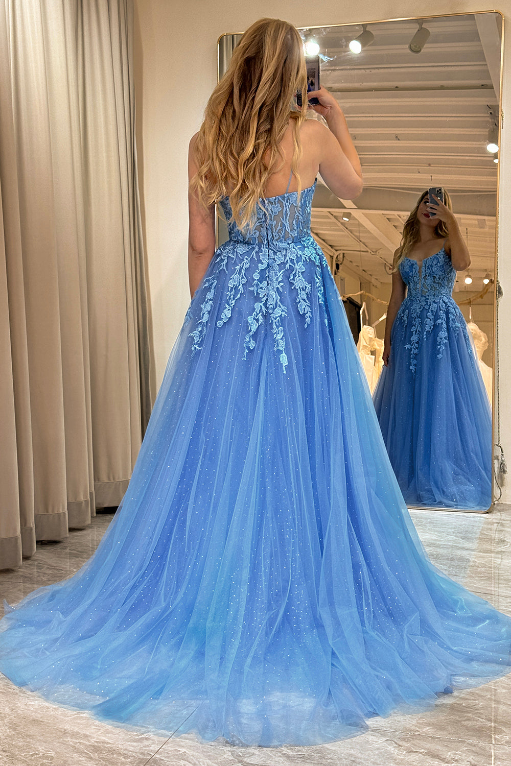 Luolandi A-Line Spaghetti Straps Tulle Long Blue Prom Dress With Appliques Beautiful