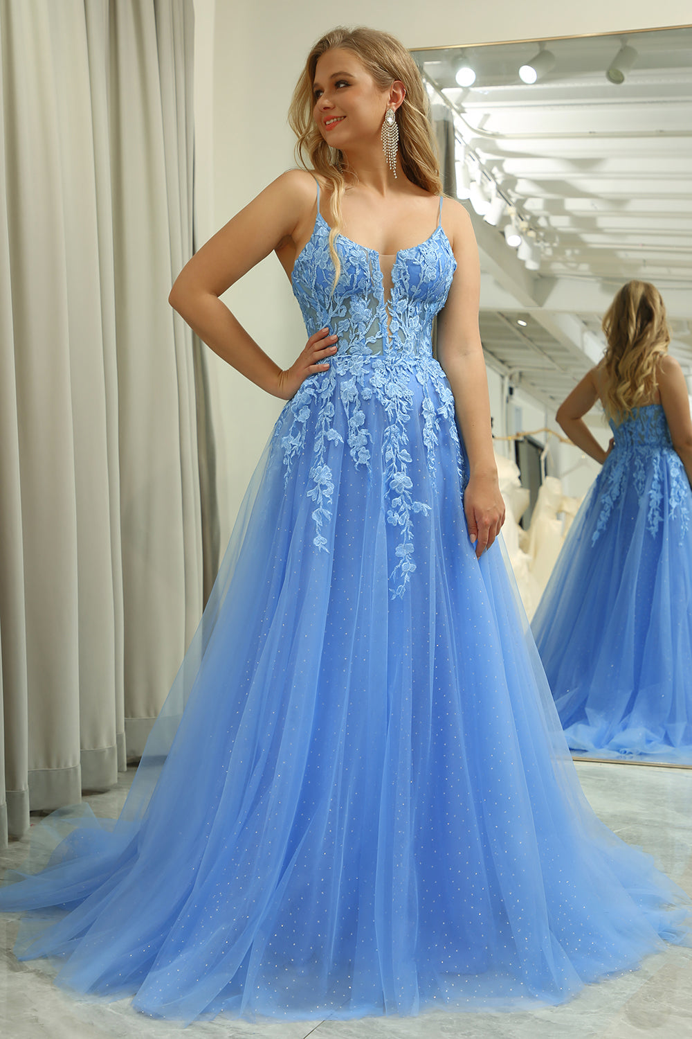 Luolandi A-Line Spaghetti Straps Tulle Long Blue Prom Dress With Appliques Beautiful
