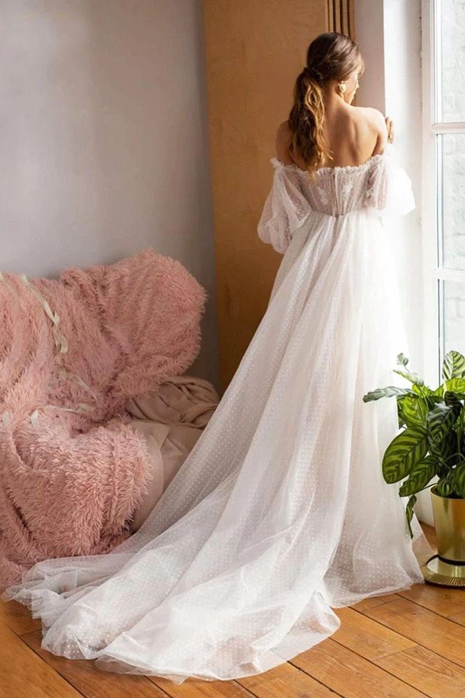 Luolandi Ivory Tulle Off the Shoulder Bride Dress Simple Long Puffy Sleeves Wedding Dress Beautiful