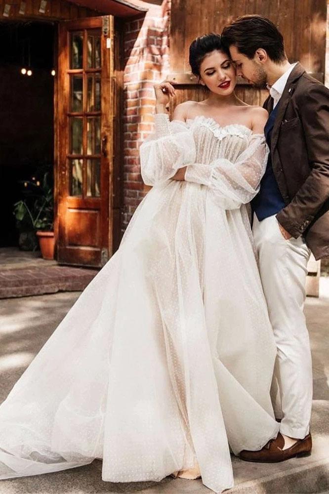Luolandi Ivory Tulle Off the Shoulder Bride Dress Simple Long Puffy Sleeves Wedding Dress Beautiful