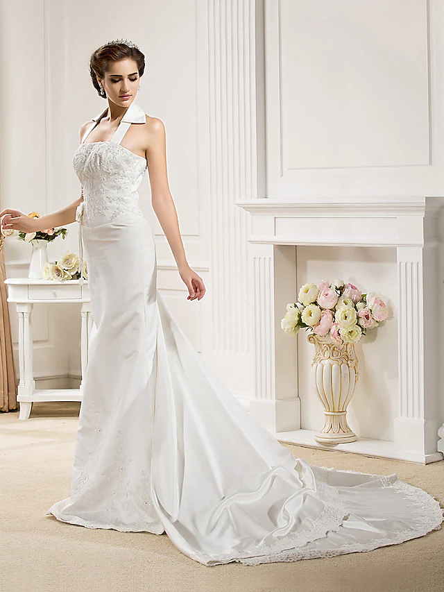 Luolandi Long Wedding Dresses Halter Neck Court Train Satin Sleeveless
